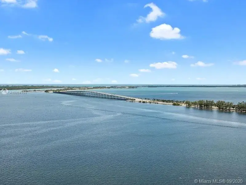 2 bedroom 2 bath Residential for sale at 2127 Brickell Ave # 2804, Miami FL 33129