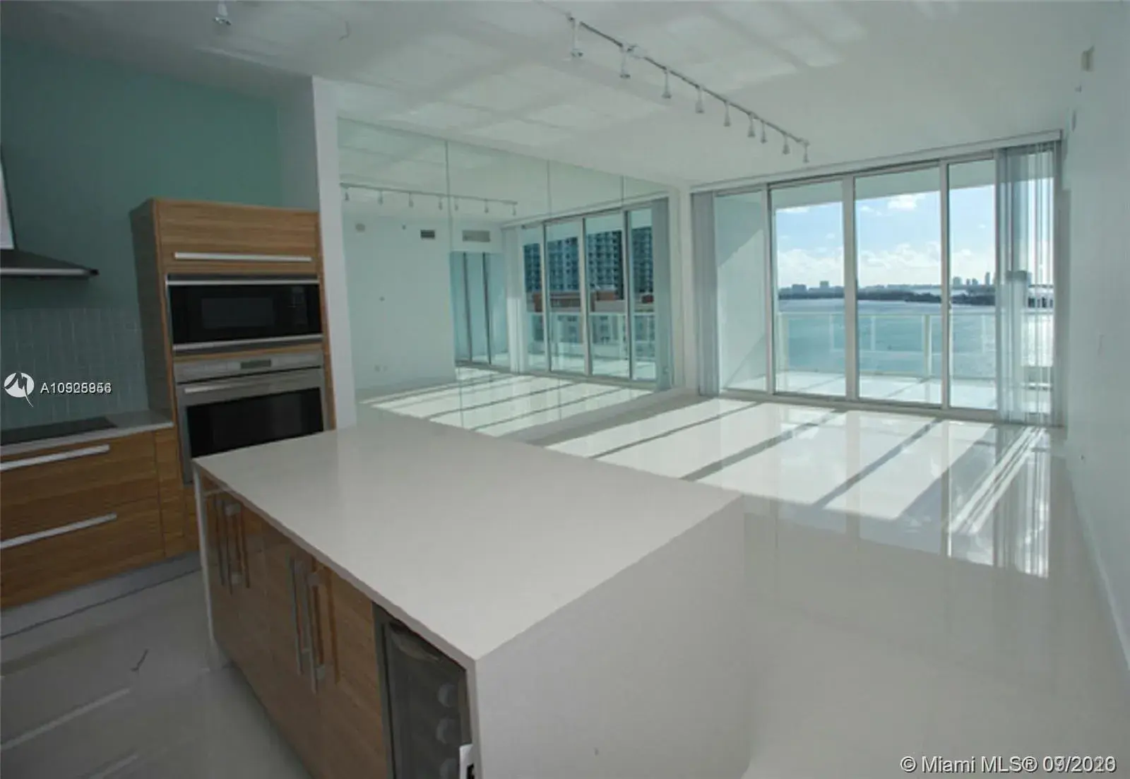 2020 N Bayshore Dr # 1705, Miami FL 33137