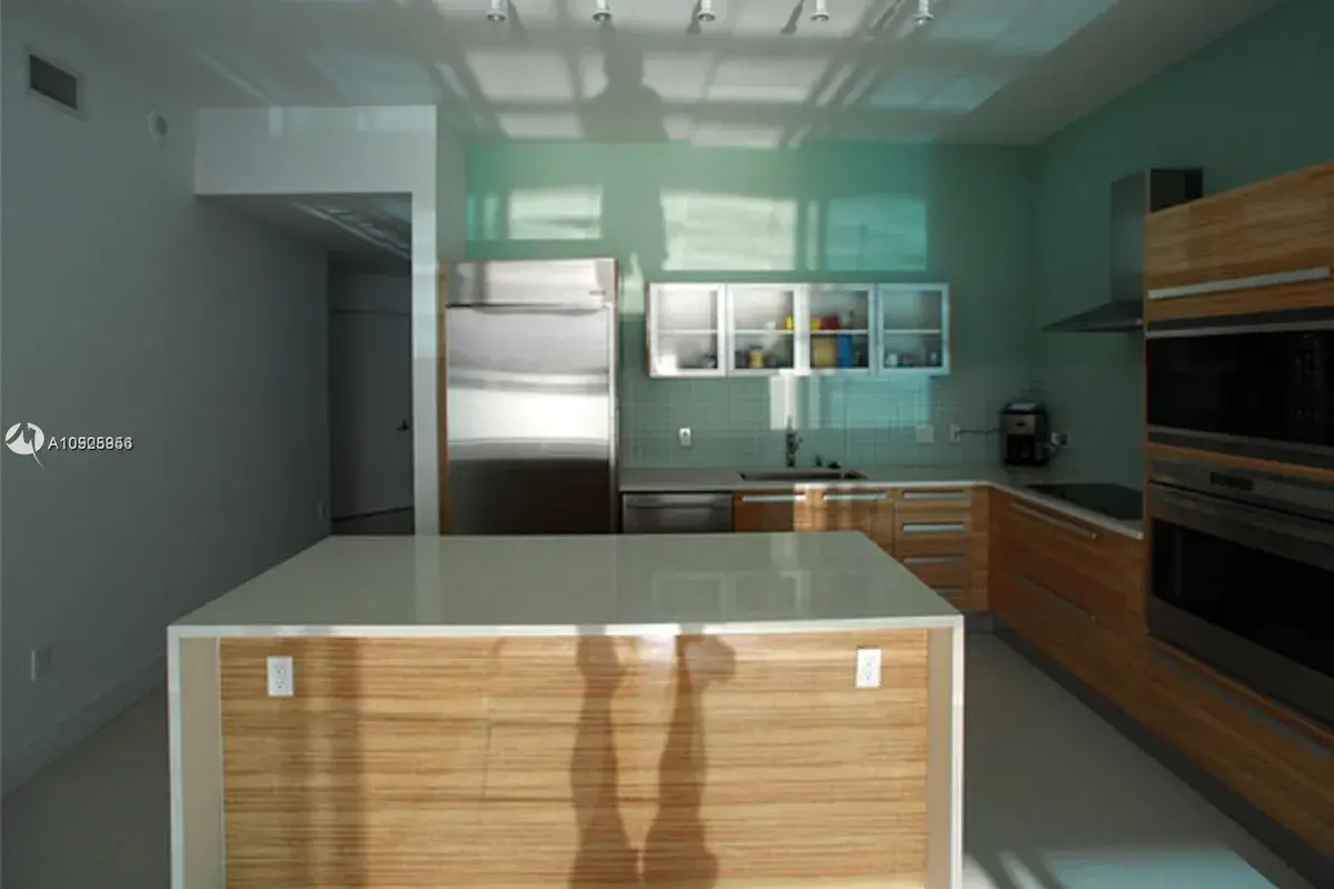 2020 N Bayshore Dr # 1705, Miami FL 33137