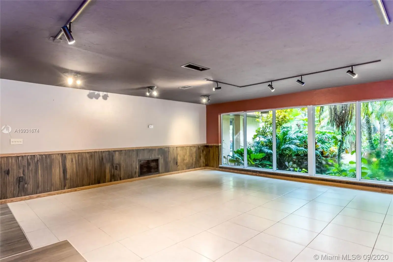 15200 SW 81st Ave, Palmetto Bay FL 33157