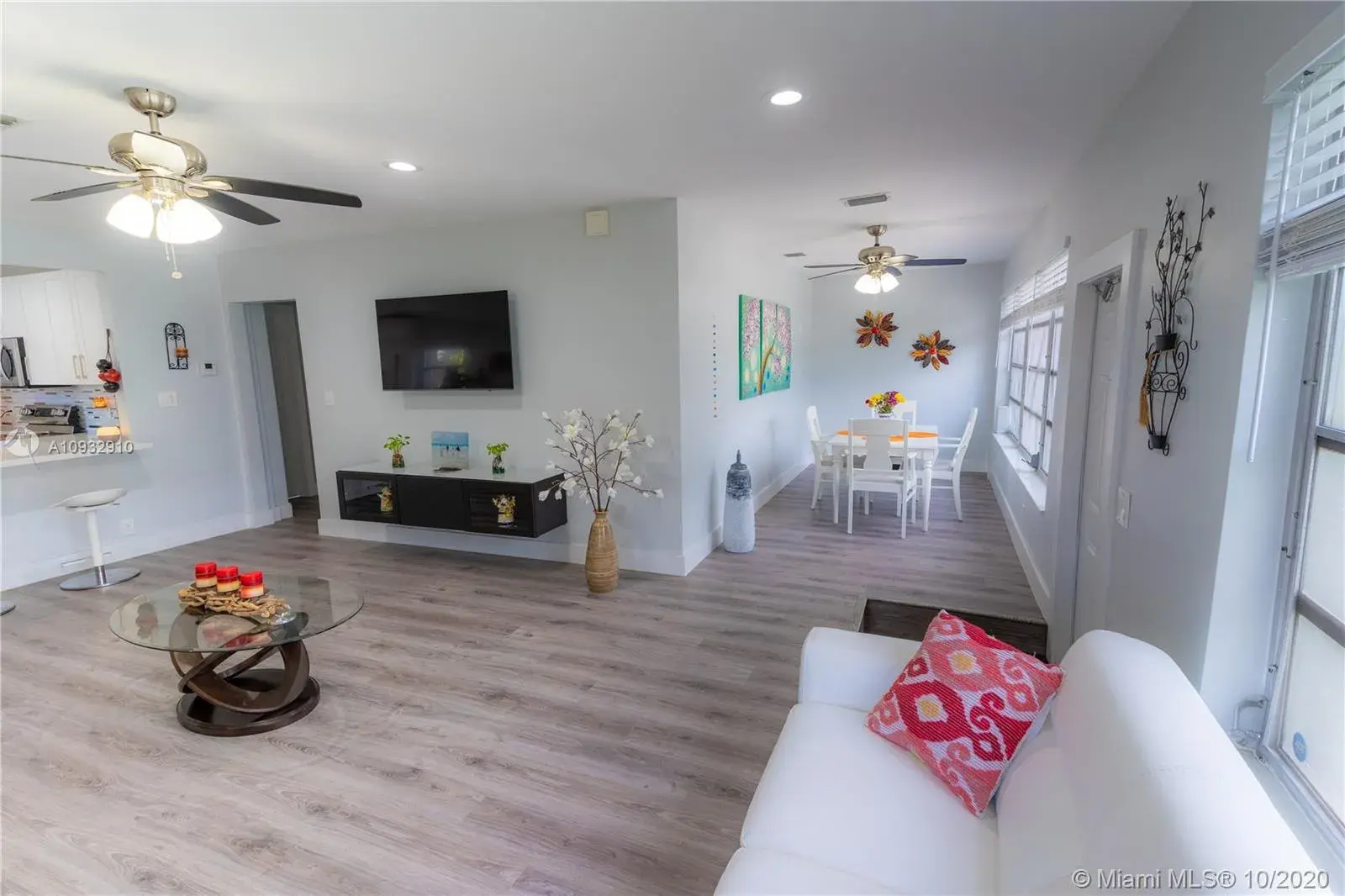 2641 Funston St, Hollywood FL 33020