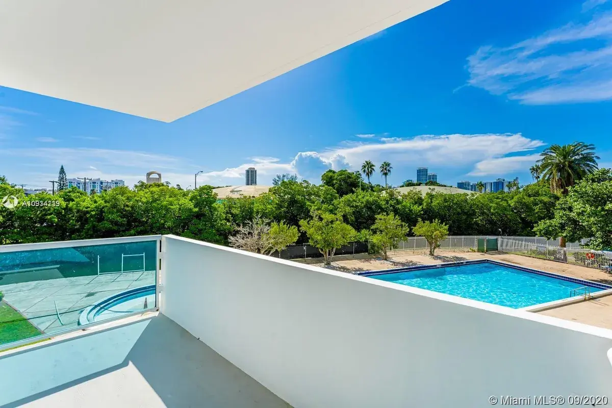 7441 Wayne Ave # 2K, Miami Beach FL 33141