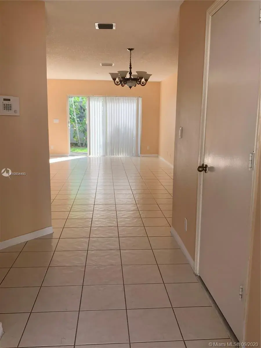 1130 SW 44th Way, Deerfield Beach FL 33442