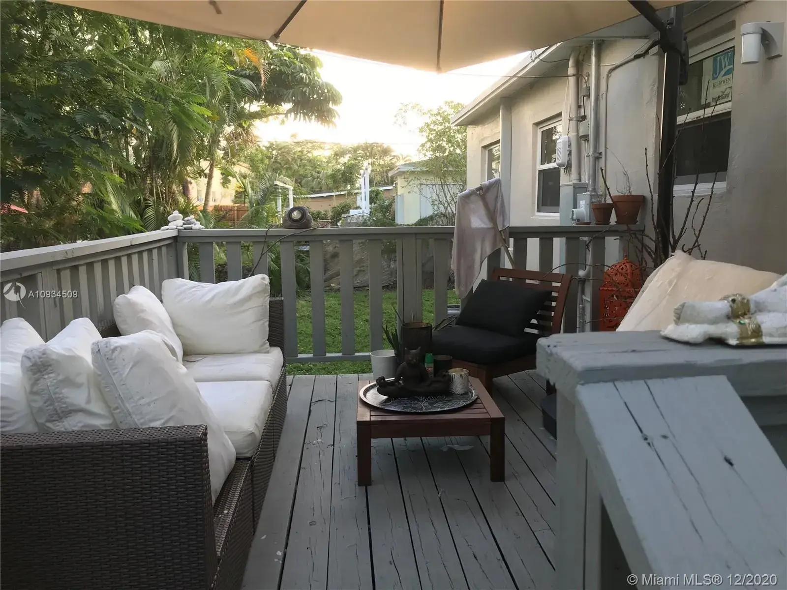 3 bedroom 1 bath for rent at 825 N 26th Ave, Hollywood FL 33020