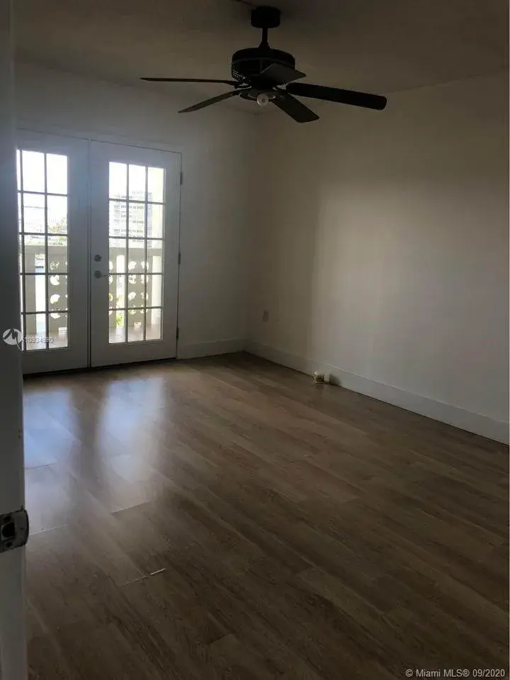 1 bedroom 1 bath Residential for sale at 1893 S Ocean Dr # 903, Hallandale Beach FL 33009