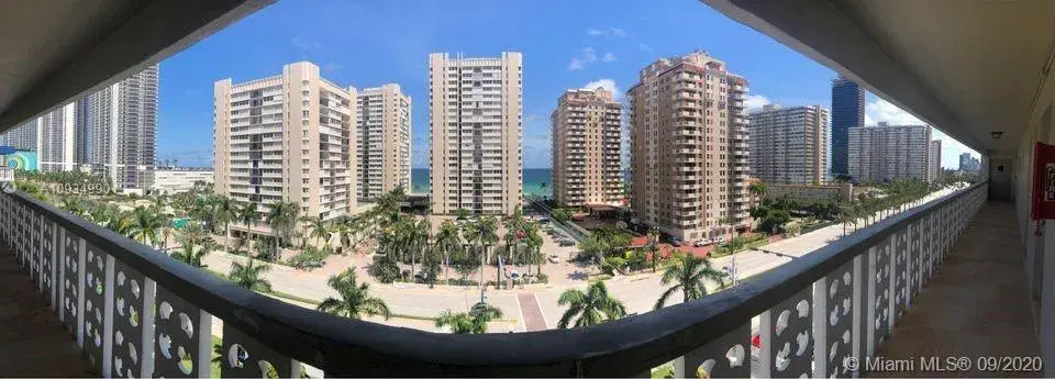 1893 S Ocean Dr # 903, Hallandale Beach FL 33009