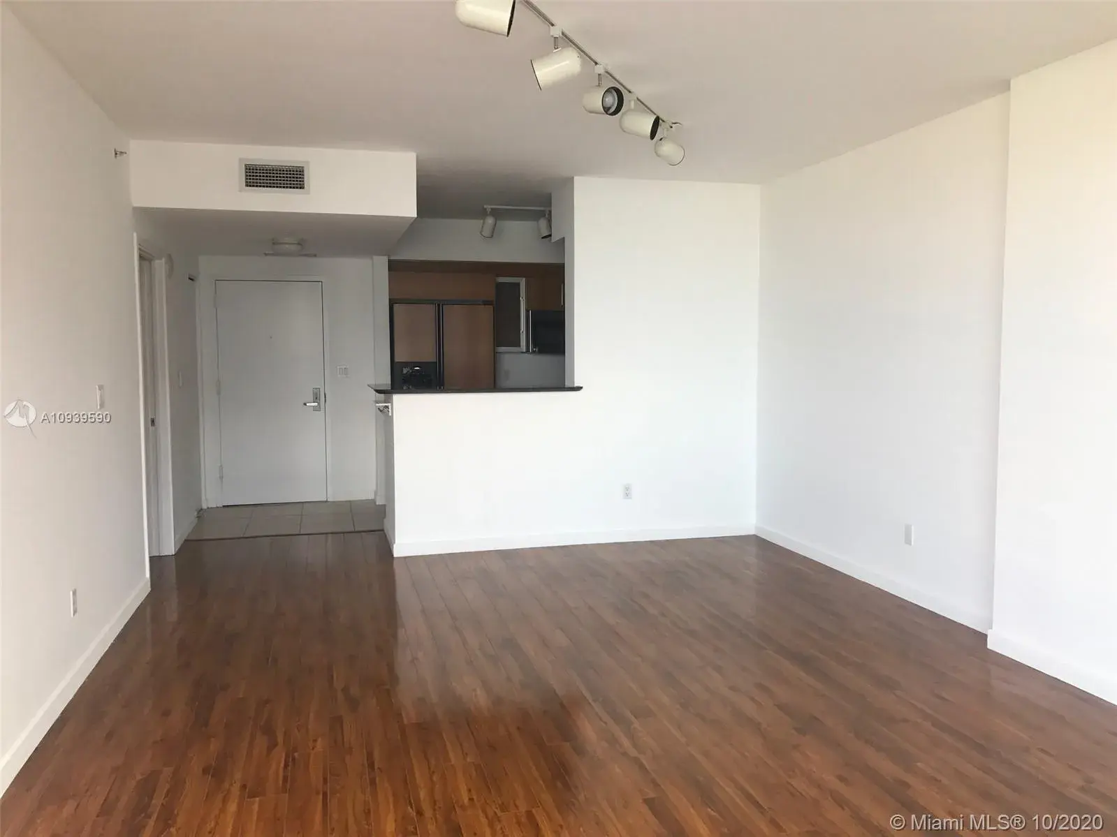 335 S Biscayne Blvd # 3610, Miami FL 33131