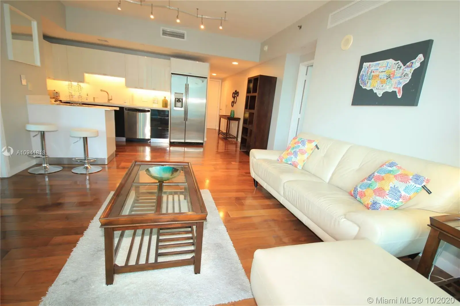 950 Brickell Bay Dr # 1506, Miami FL 33131