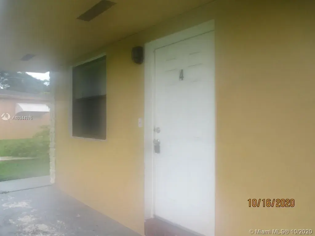 14990 NE 5th Ct # 4, Miami FL 33161