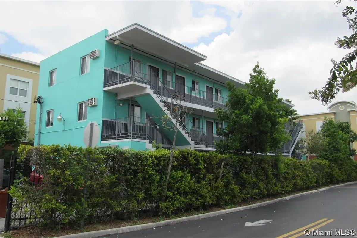 535 NW 7th St # 11, Miami FL 33136