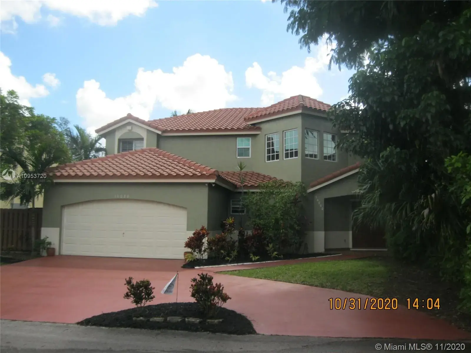 4 bedroom 3 bath Residential for sale at 16080 SW 111th Ter, Miami FL 33196