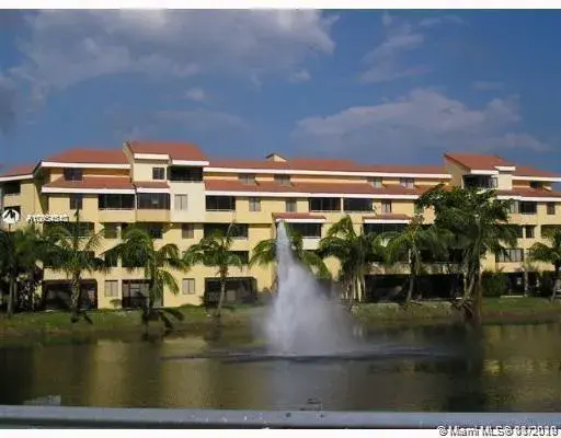 8365 SW 152nd Ave # 316, Miami FL 33193