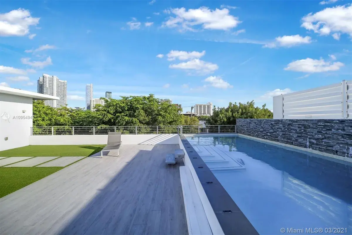 1500 SW 4th Ave # 1500, Miami FL 33129