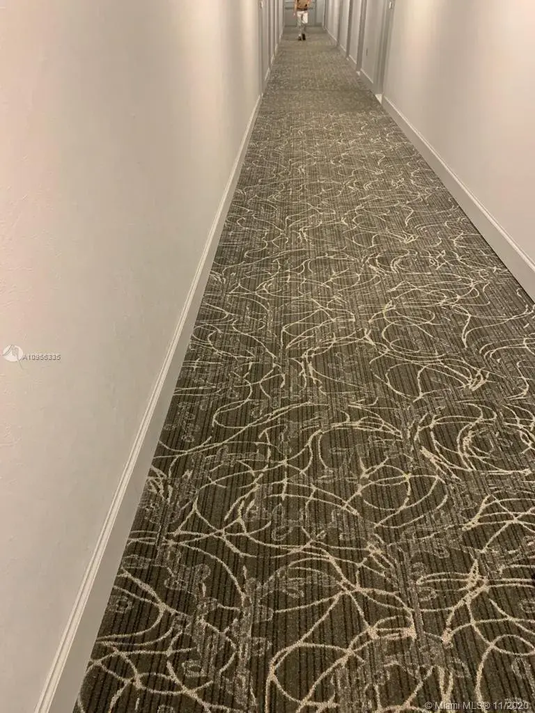 300 Bayview Dr # 207, Sunny Isles Beach FL 33160