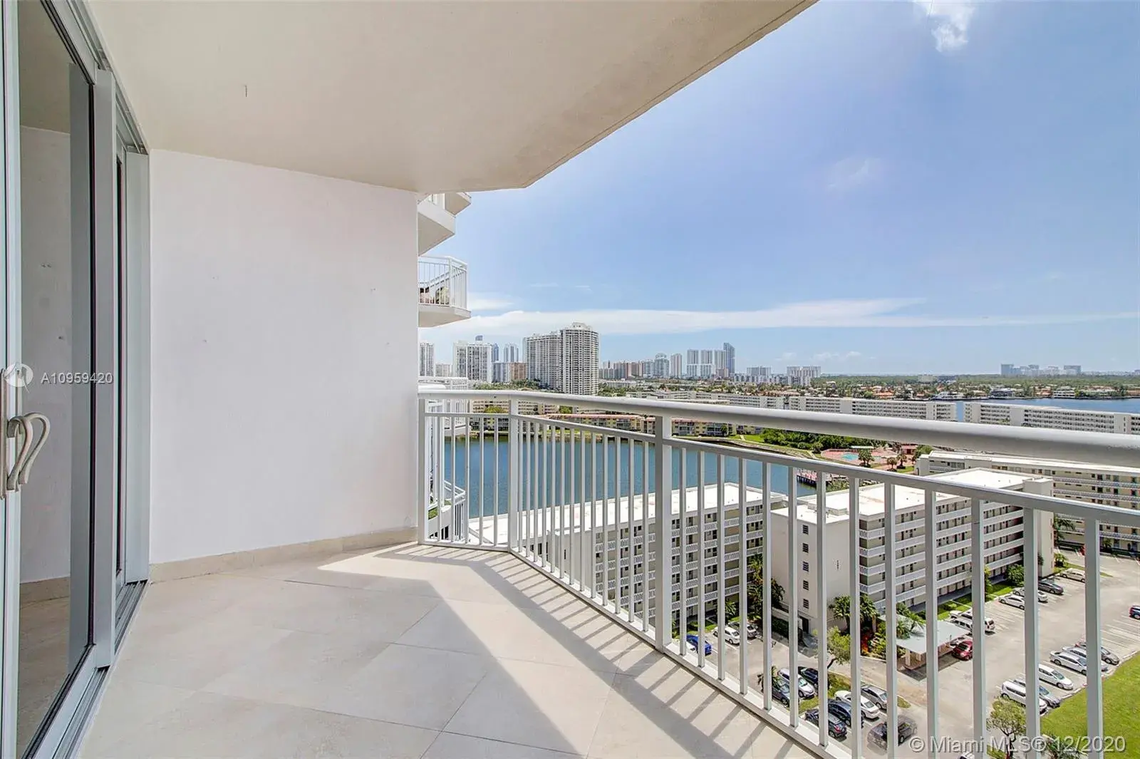 18031 Biscayne Blvd # 1601, Aventura FL 33160