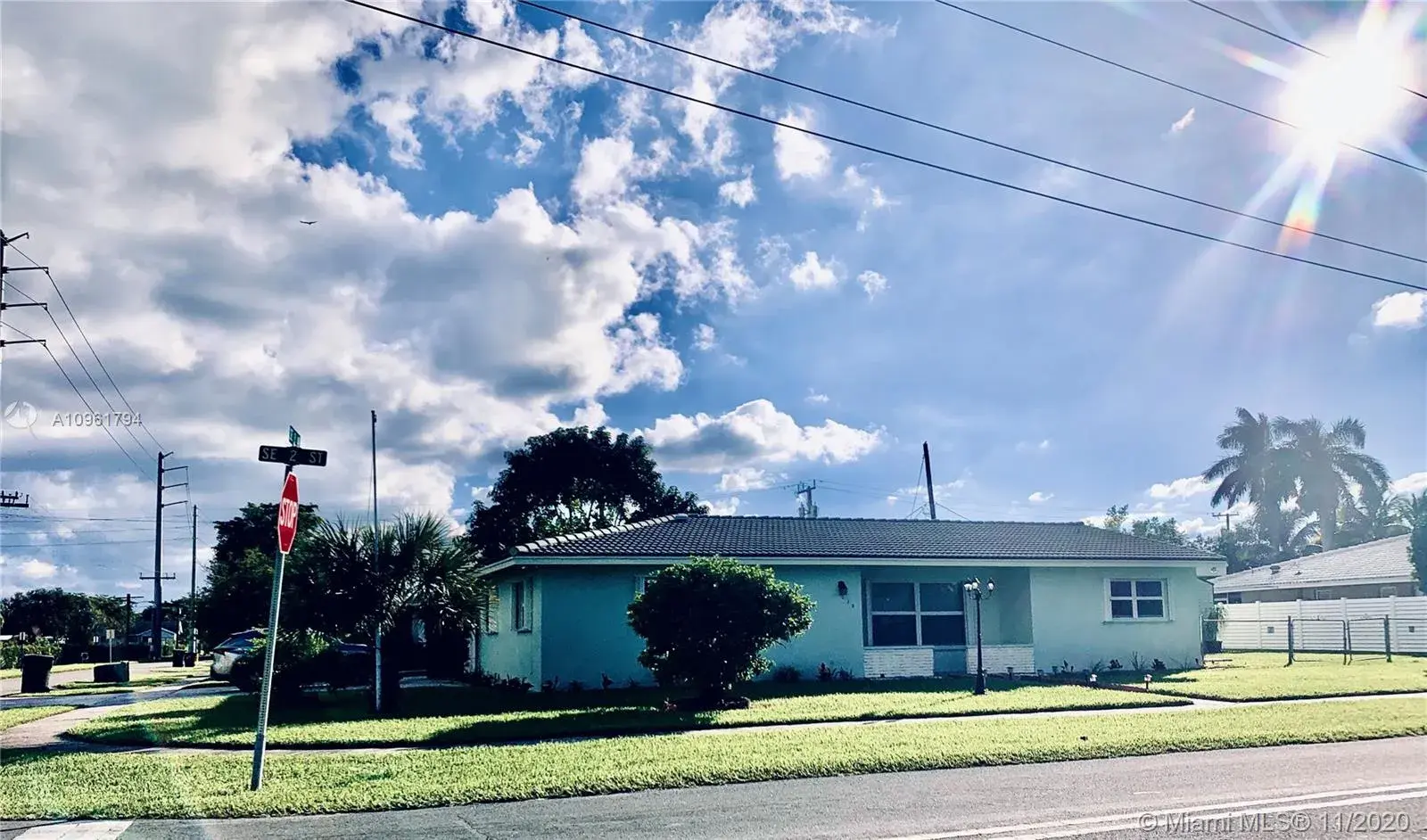 2 bedroom 2 bath Residential Lease for rent at 238 SE 2nd St, Dania Beach FL 33004