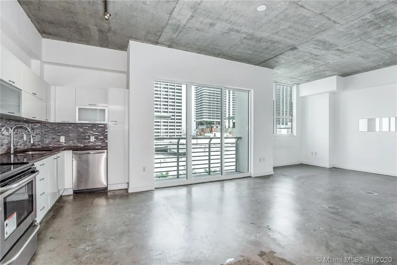 133 NE 2nd Ave # 810, Miami FL 33132
