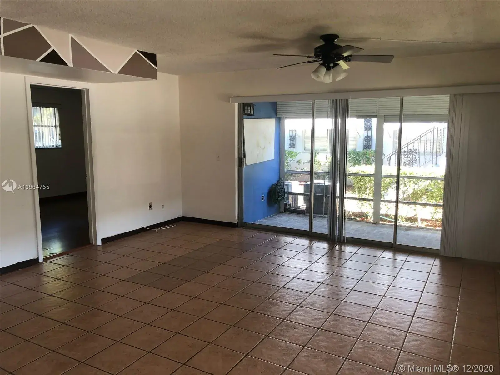 3720 Harrison St # 1, Hollywood FL 33021