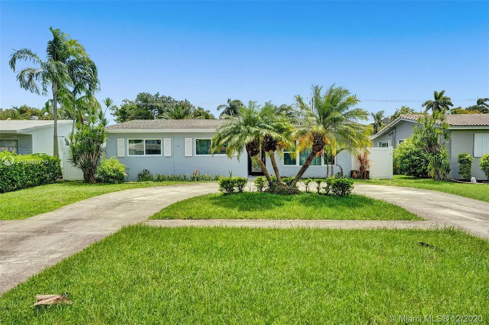 5 bedroom 3 bath Residential for sale at 1426 Coolidge St, Hollywood FL 33020