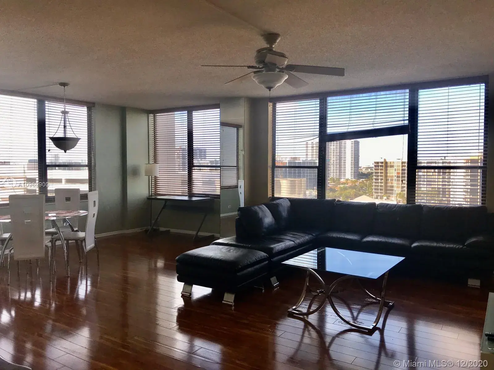 2 bedroom 2 bath Residential for sale at 3505 S Ocean Dr # 901, Hollywood FL 33019