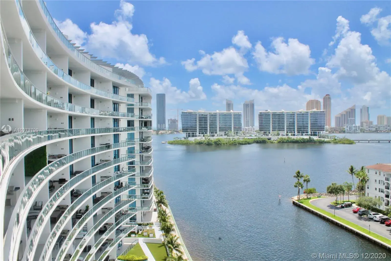 4 bedroom 5 bath Residential Lease for rent at 3250 NE 188th St # 902, Aventura FL 33180