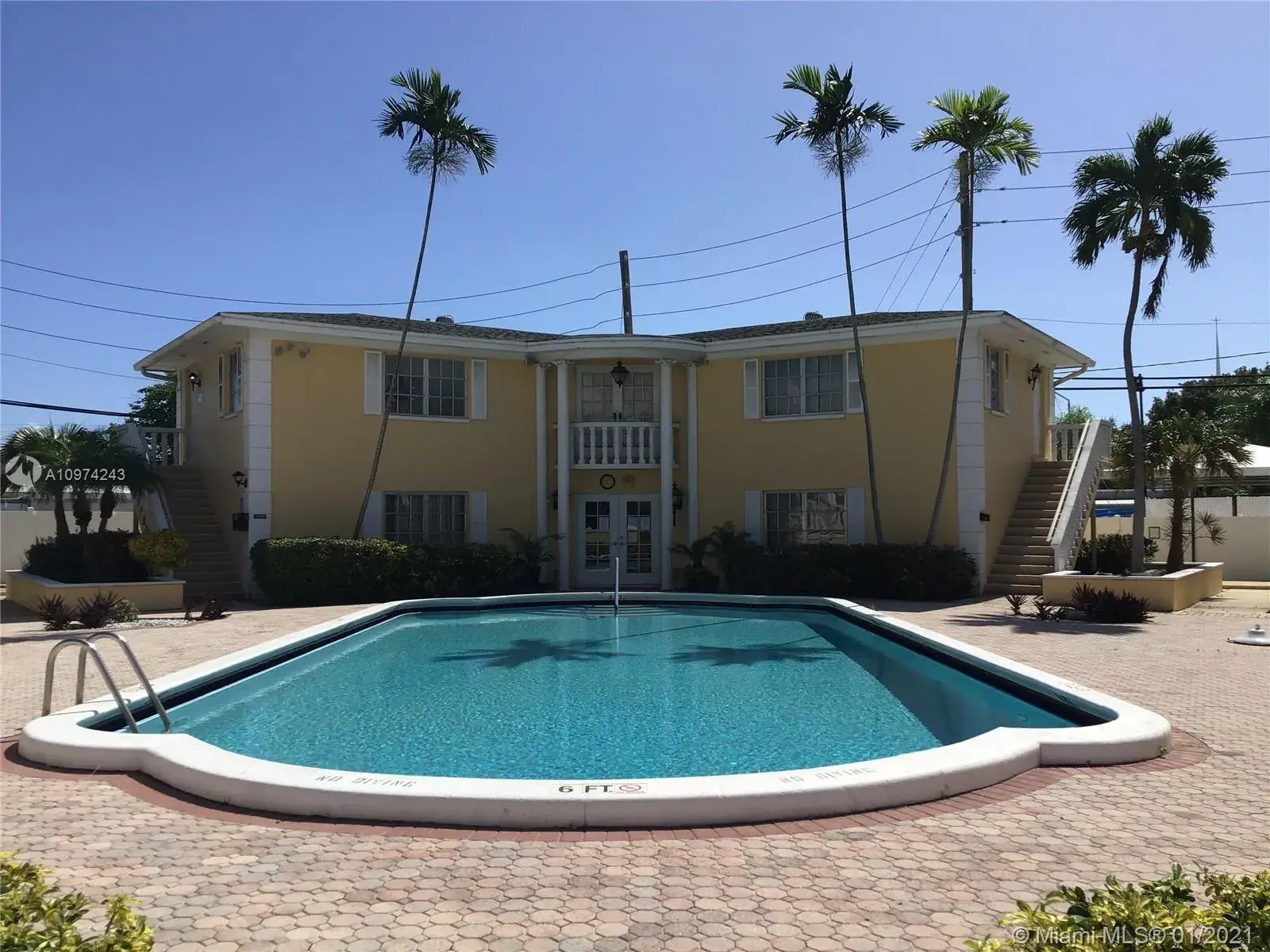 2 bedroom 2 bath Residential for sale at 5800 NE 22nd Way # 523, Fort Lauderdale FL 33308
