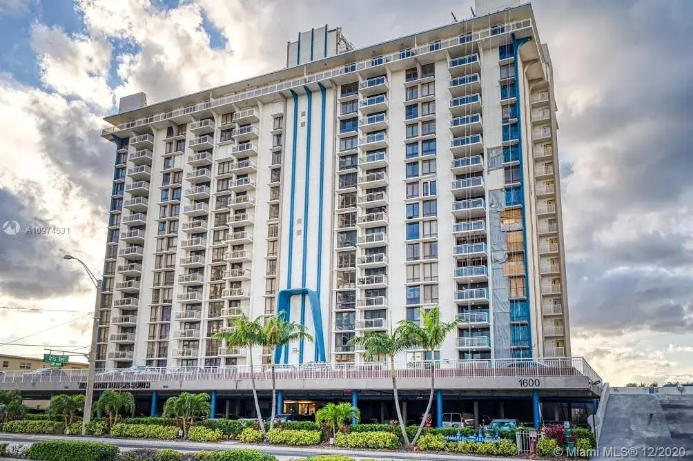 1600 S Ocean Dr # 16B, Hollywood FL 33019