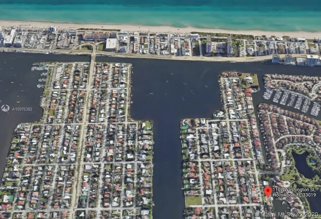 1102 Washington St, Hollywood FL 33019