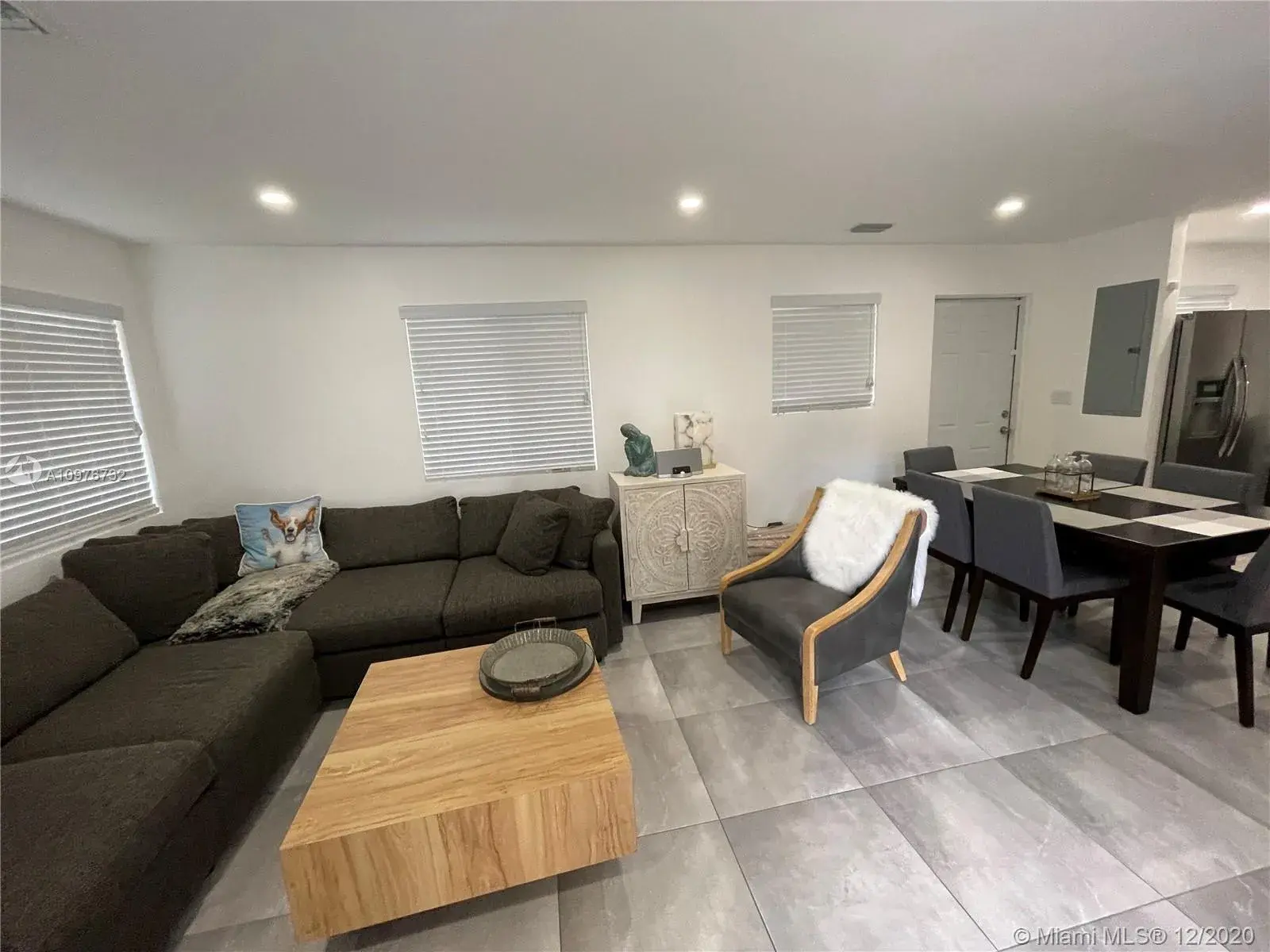 1609 NE 34th Dr, Oakland Park FL 33334