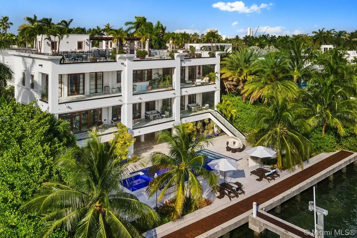 288 S Coconut Ln, Miami Beach FL 33139