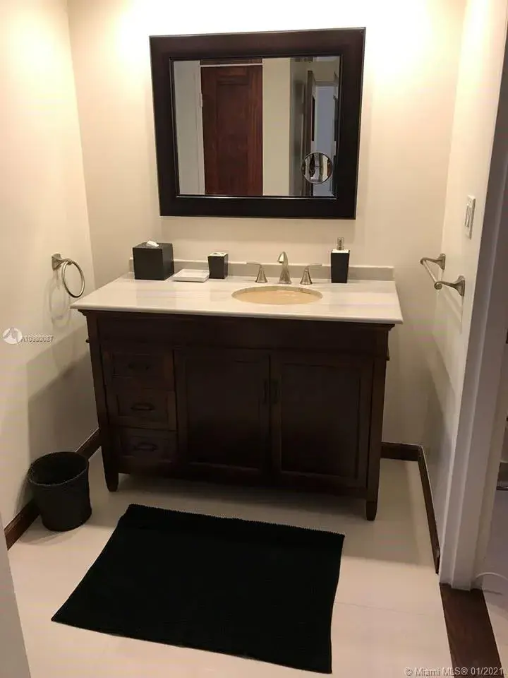 9225 Collins Ave # 810, Surfside FL 33154