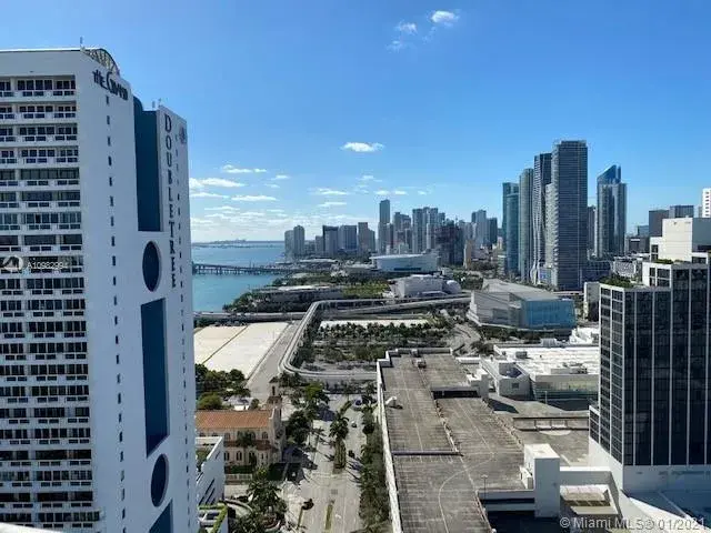1750 N Bayshore Dr # 3210, Miami FL 33132