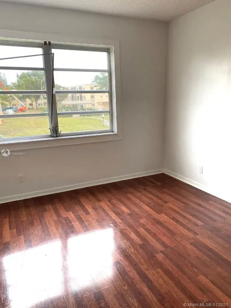 251 Berkley Rd # 203, Hollywood FL 33024