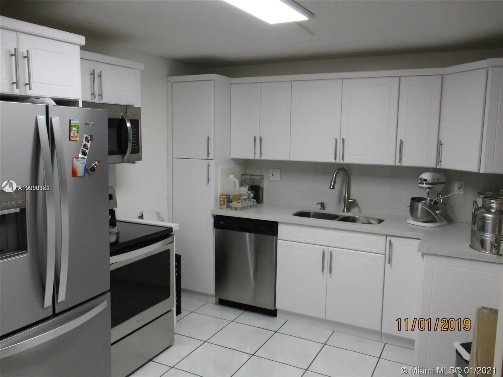 1 bedroom 1 bath Residential for sale at 18151 NE 31st Ct # 305, Aventura FL 33160