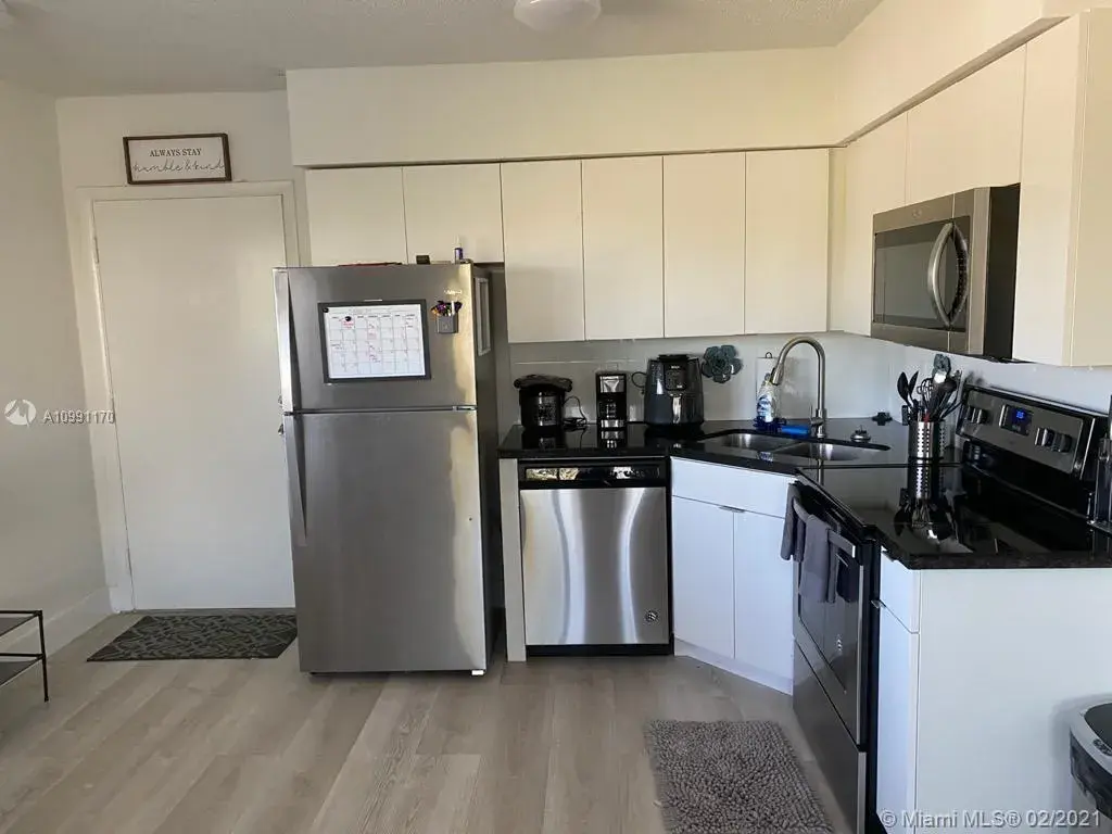 5731 NE 18TH AVE # 8, Fort Lauderdale FL 33334