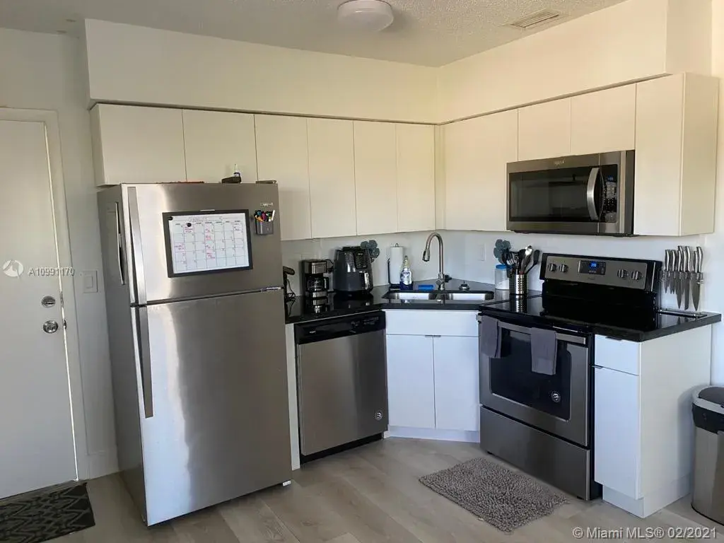 5731 NE 18TH AVE # 8, Fort Lauderdale FL 33334