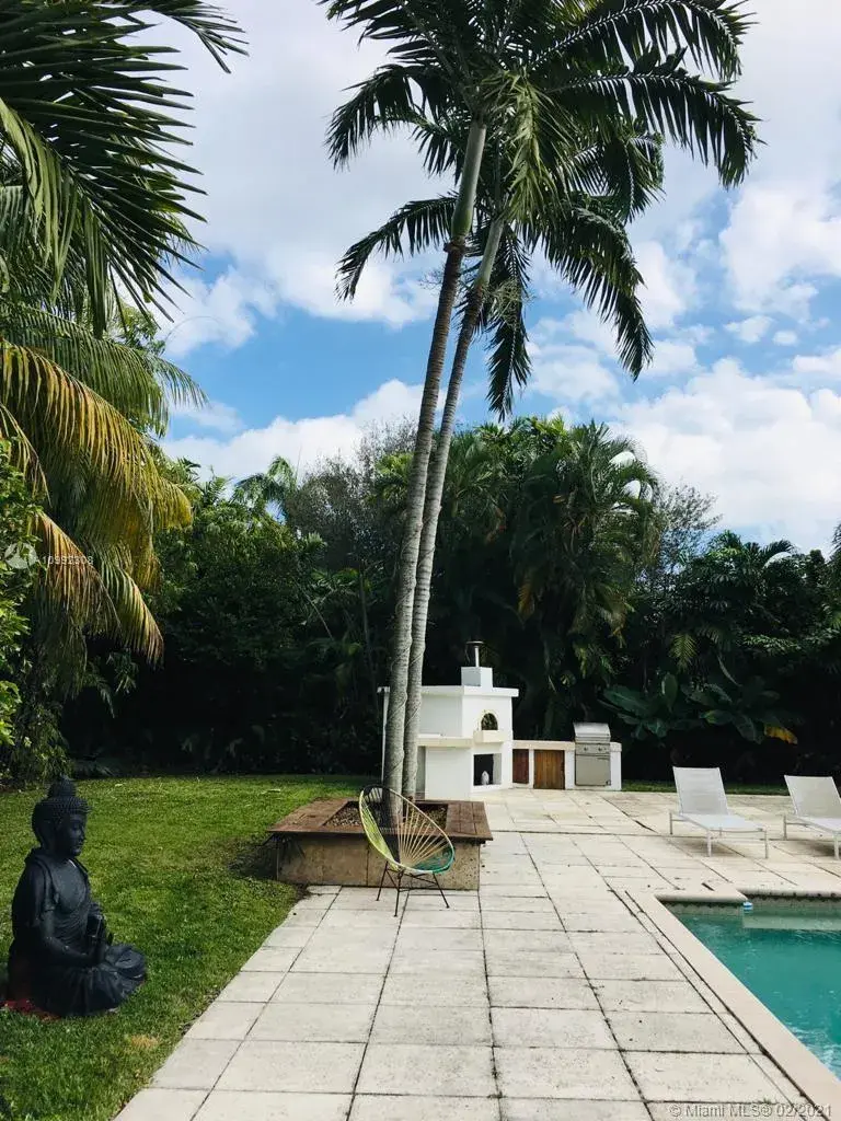 1255 NE 93rd St, Miami Shores FL 33138