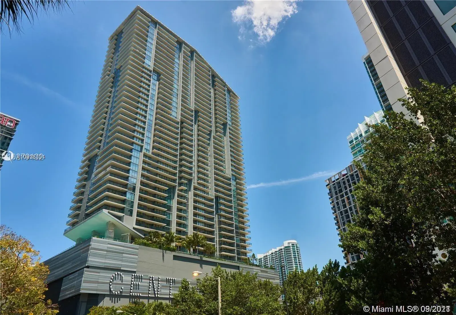 2 bedroom 2 bath Residential for sale at 88 SW 7th St # 2411, Miami FL 33130