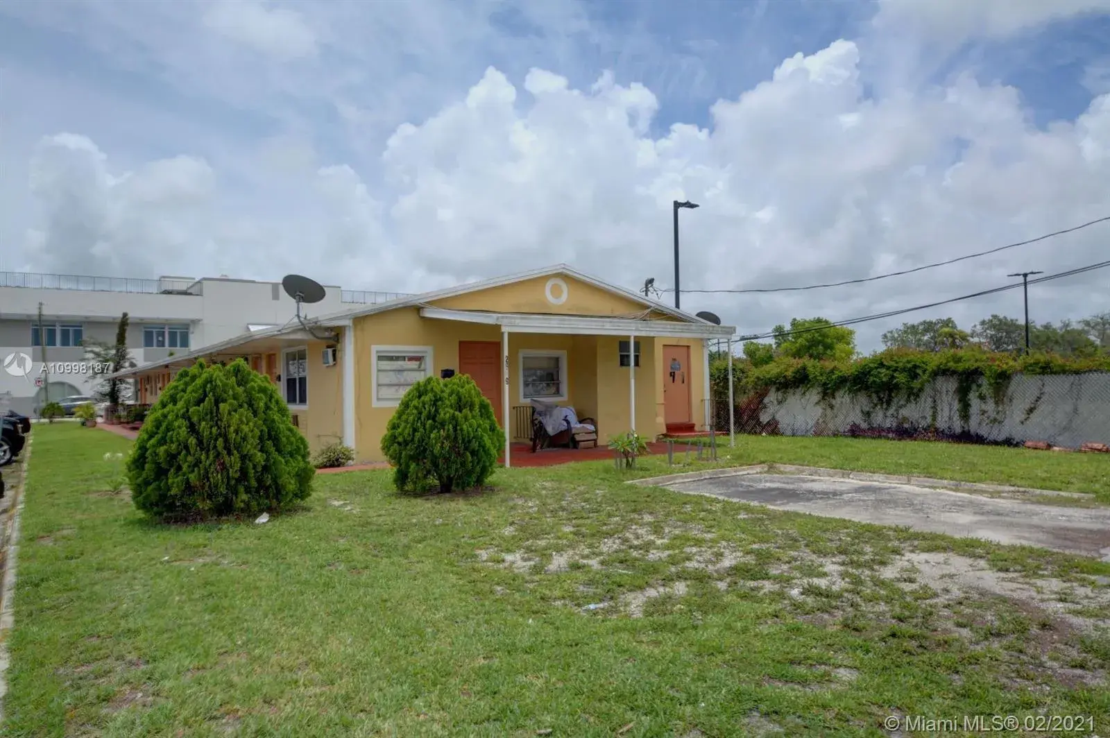 2649 Van Buren St # 1, Hollywood FL 33020