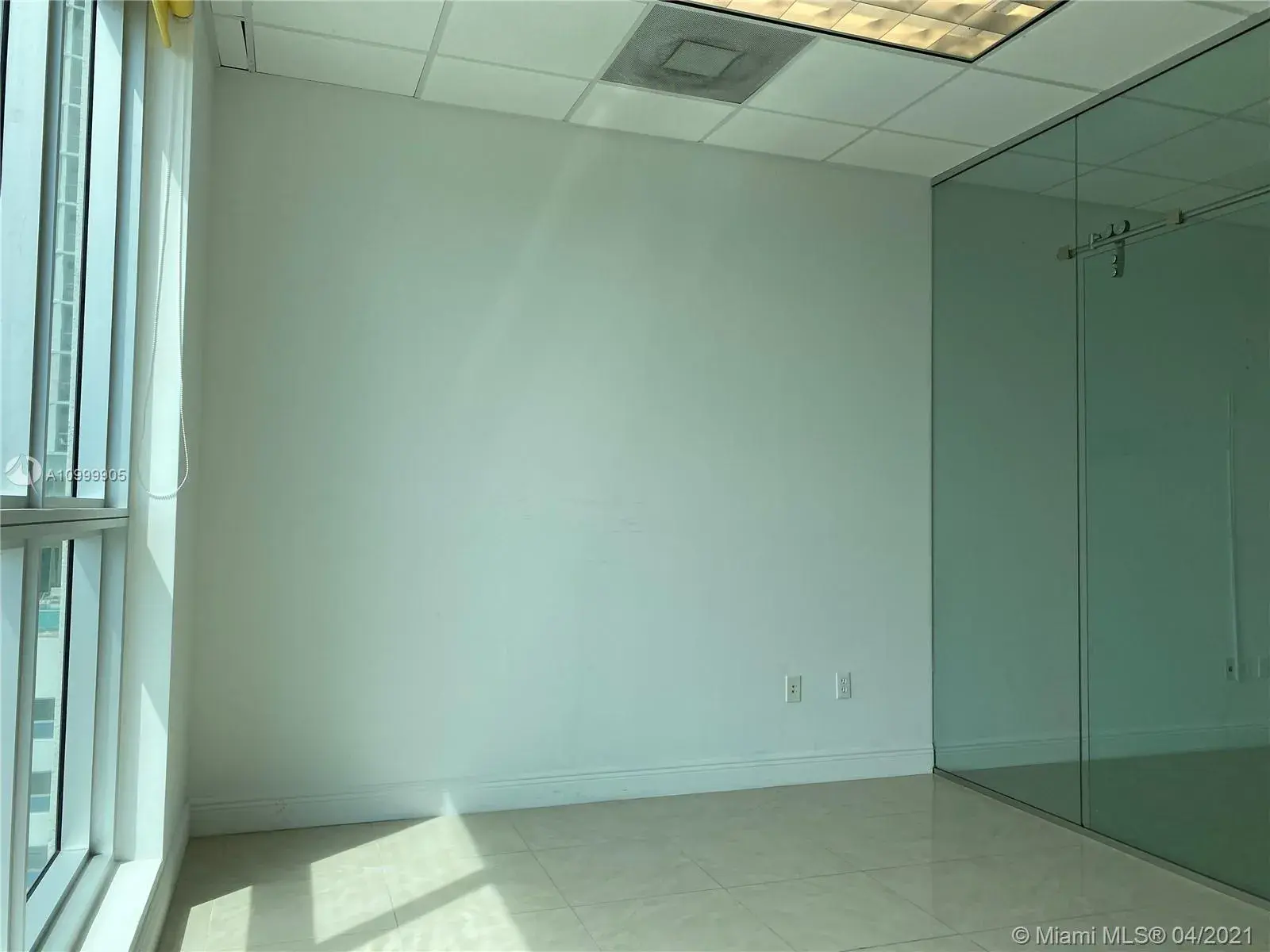 175 SW 7th St # 1214, Miami FL 33130