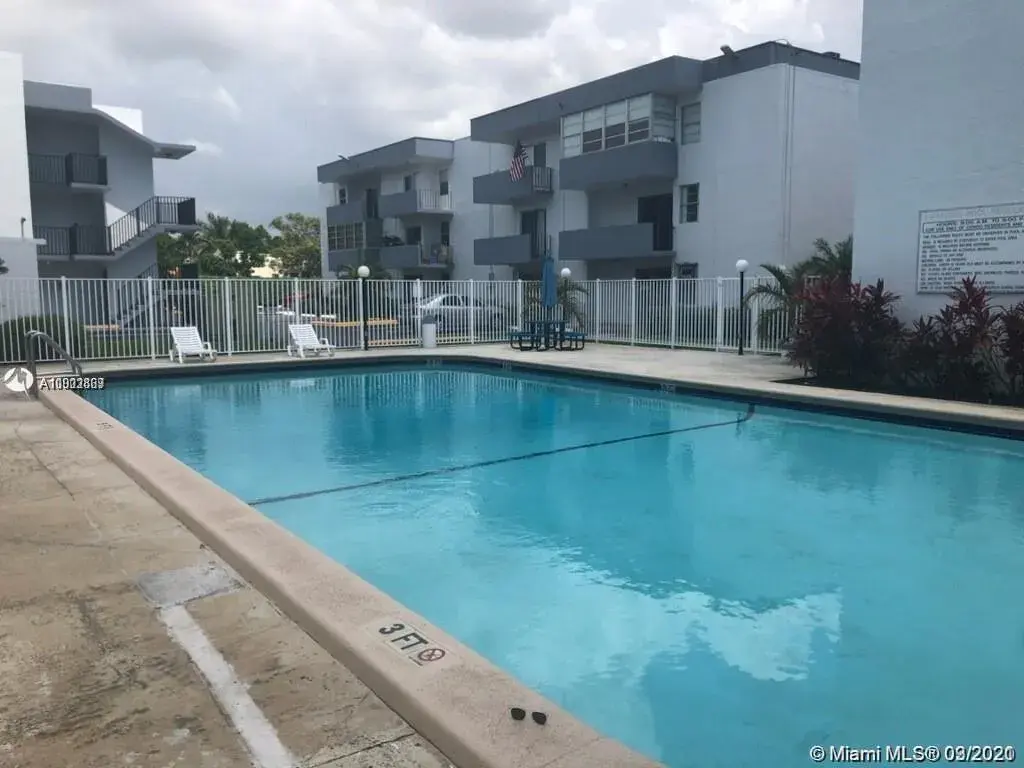 2 bedroom 1 bath Residential for sale at 1800 SW 25th St # 2305, Miami FL 33133