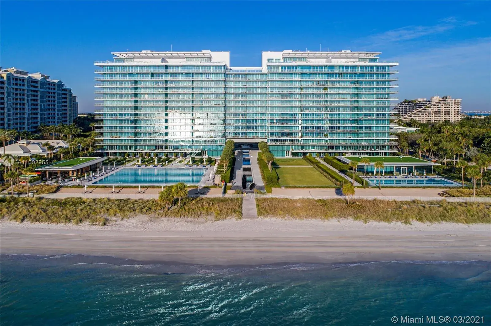 2 bedroom 2 bath for rent at 360 Ocean Dr # 305S, Key Biscayne FL 33149