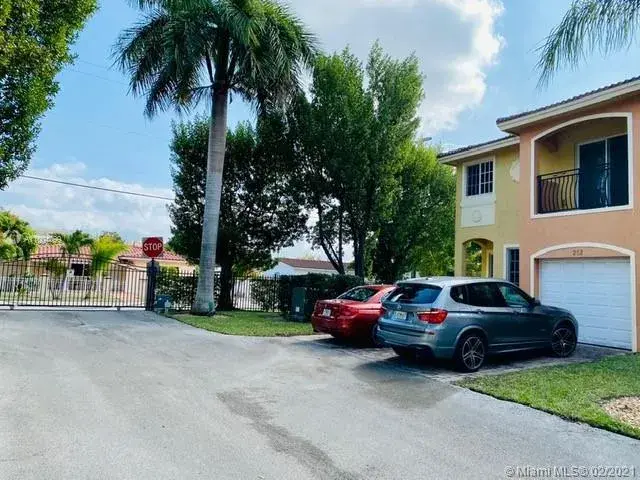252 SE 2nd Ave # 252, Hallandale Beach FL 33009