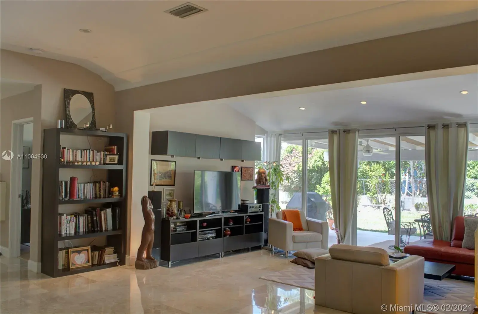 4455 Alton Rd, Miami Beach FL 33140