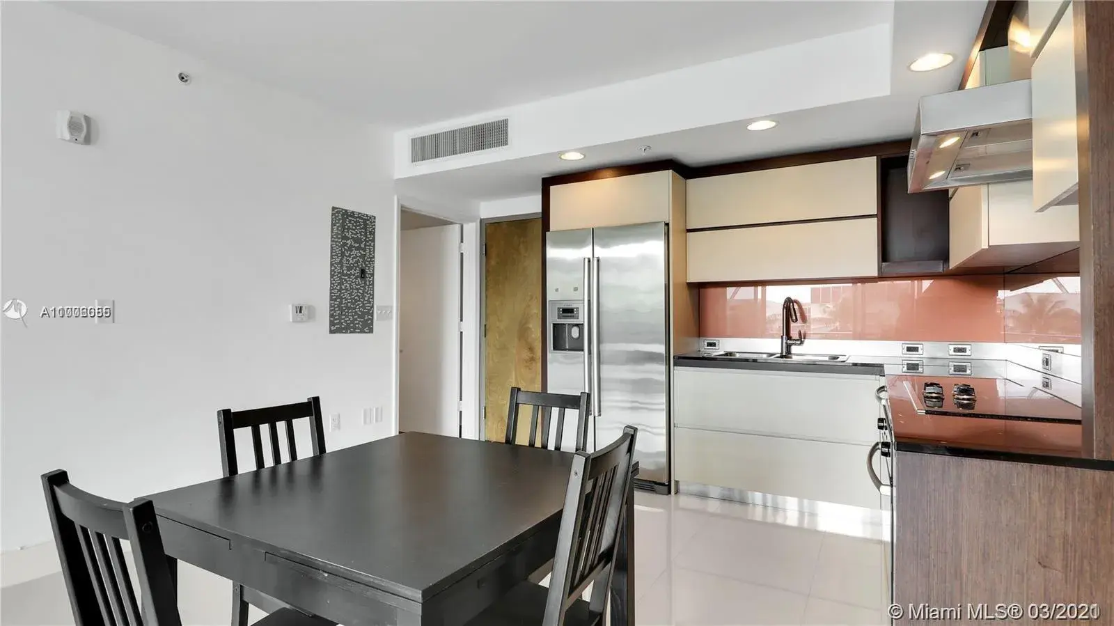 2155 Washington Ct # 303, Miami Beach FL 33139