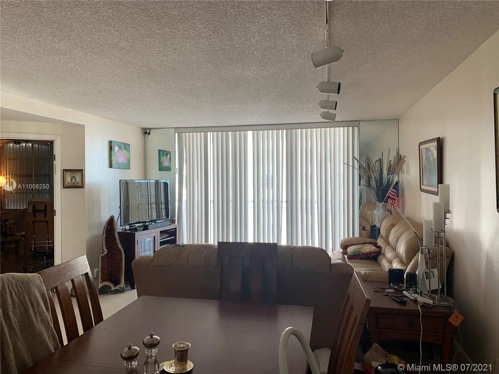 18051 Biscayne Blvd # 1902, Aventura FL 33160
