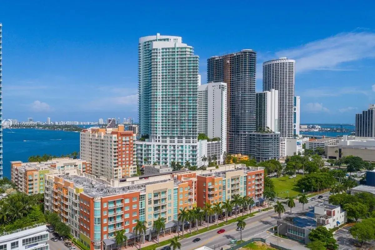 2000 N Bayshore Dr # 1207, Miami FL 33137