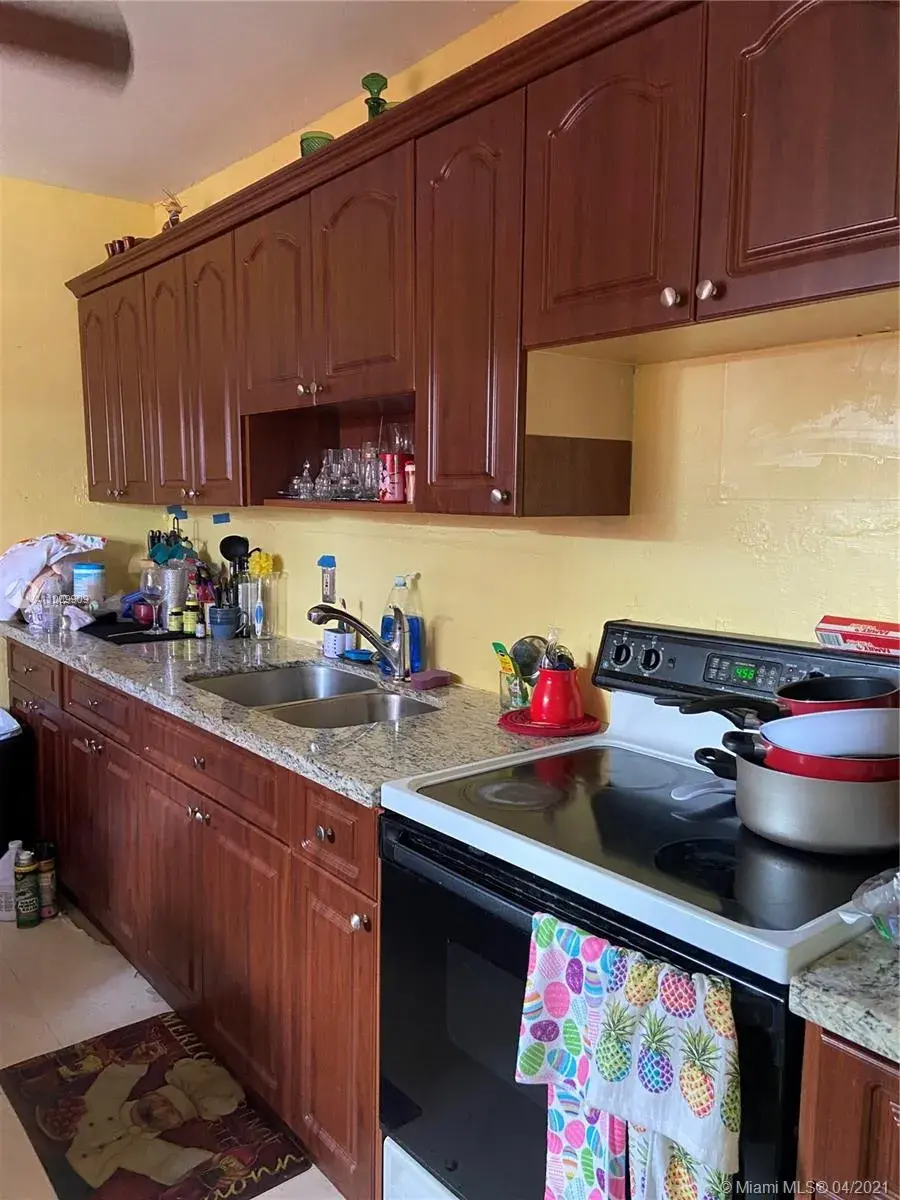 1035 Atlantic Ave, Opa-Locka FL 33054