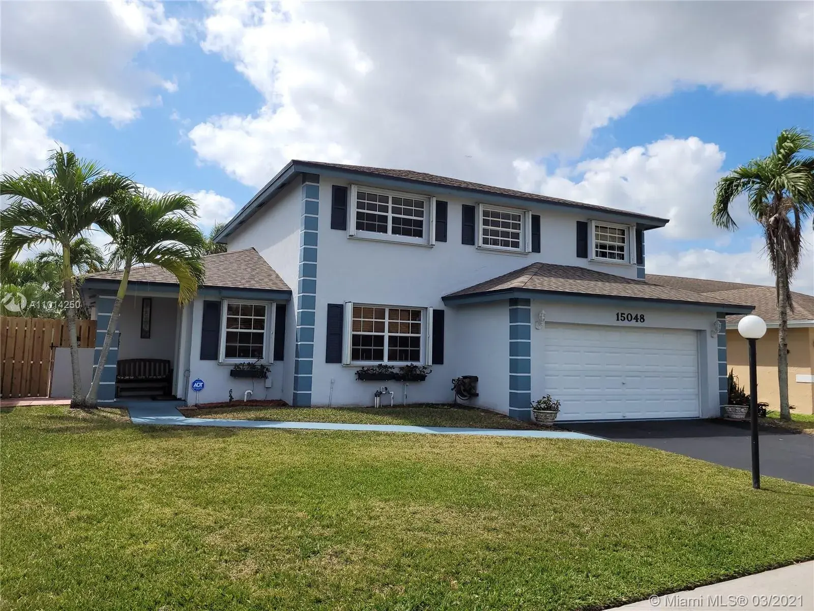 15048 SW 13th Ct, Sunrise FL 33326