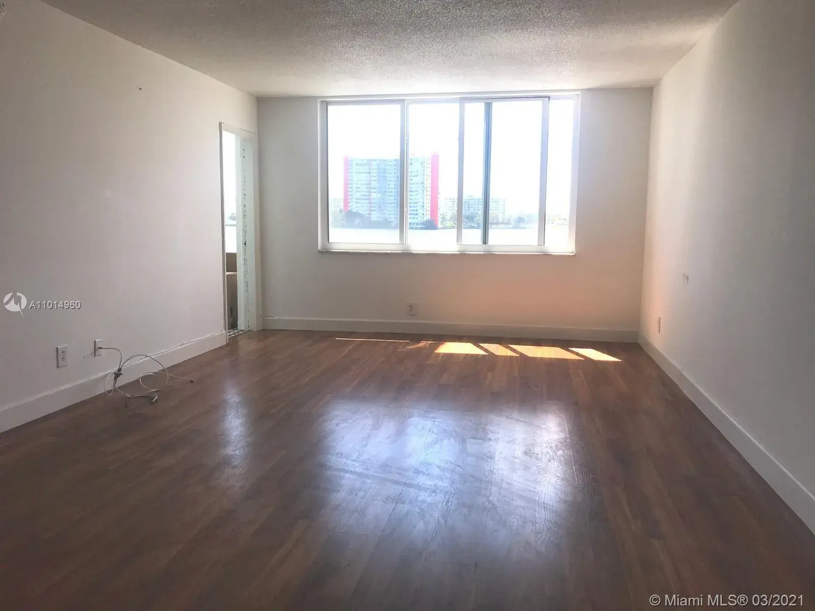 1170 NE 191st St # 24, Miami FL 33179